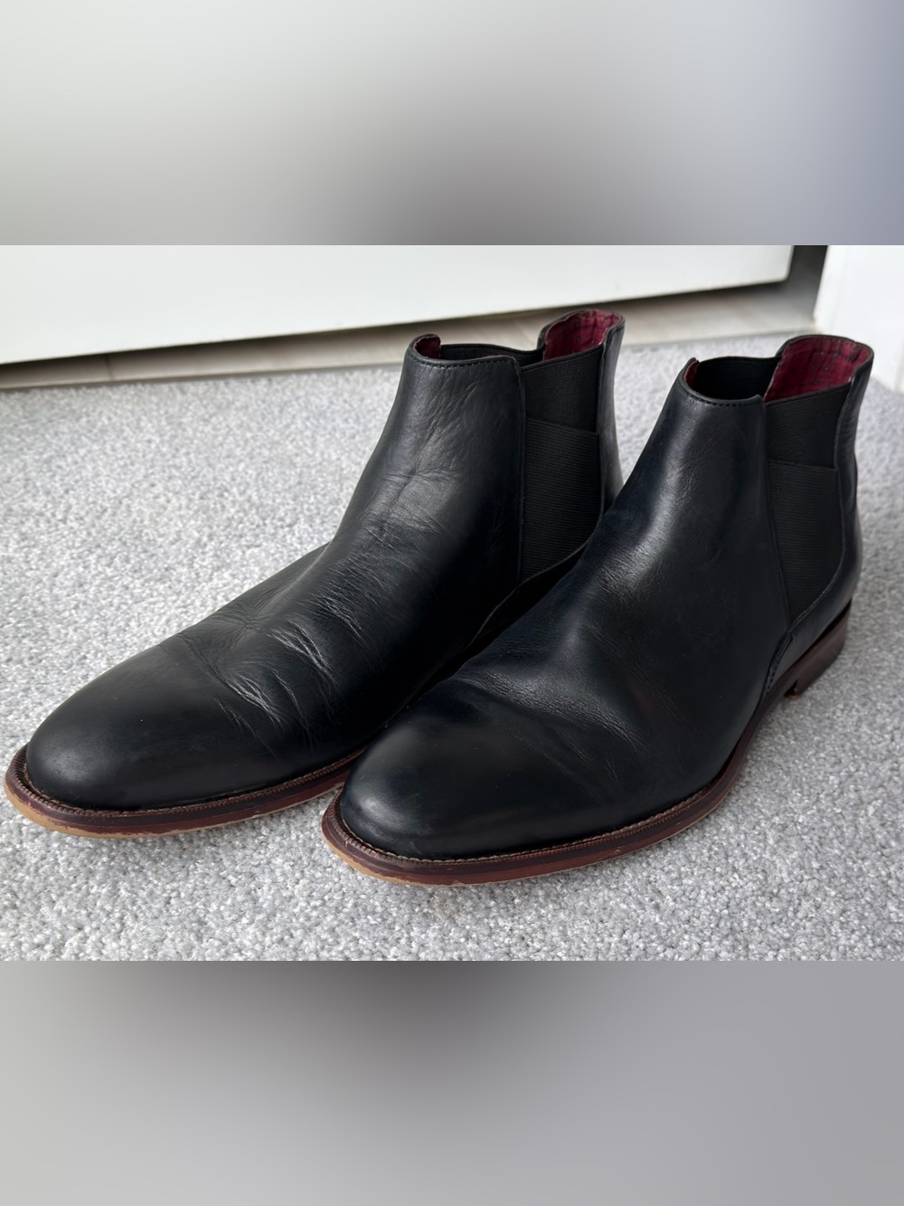 Men's Black Leather Chelsea Boots